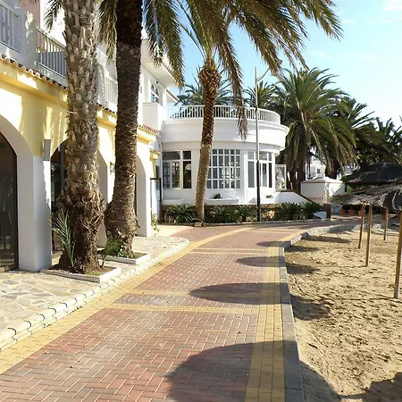 Calypso Hotel 2*